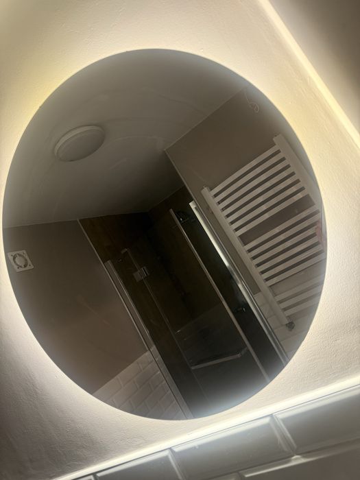 Sprzedam lustro podswietlane