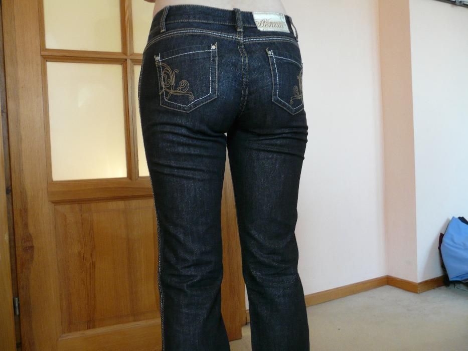 RESERVED super spodnie czarne jeansowe M