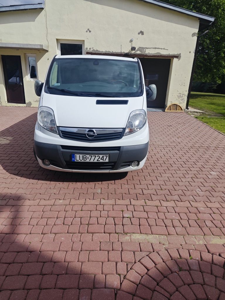 Opel VIVARO 2014 zadbany