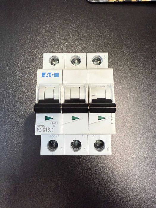 Автоматичний вимикач 3п 16A PL6-C16/3 6kA EATON (Вживаний 3 дні)