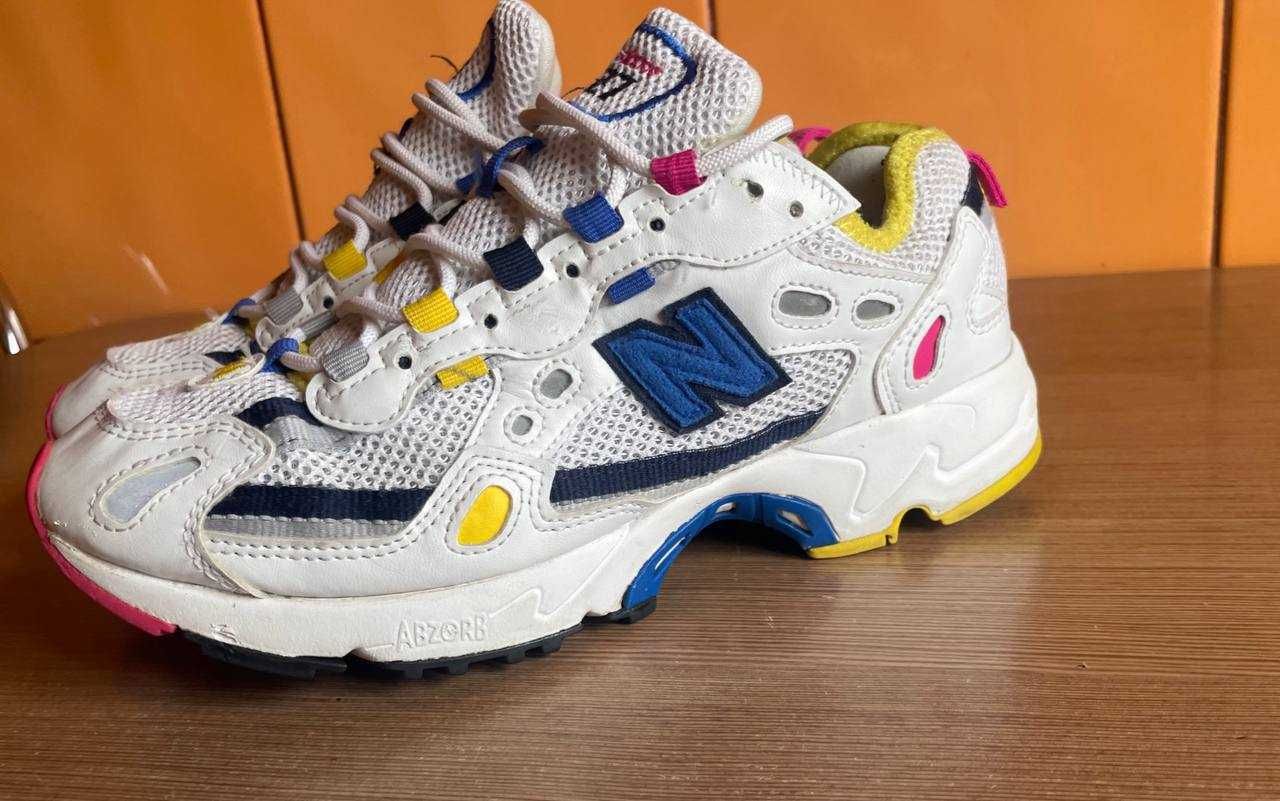 Кроссовки New Balance 827 White ML827AAO 39.5 размер 24.5 см