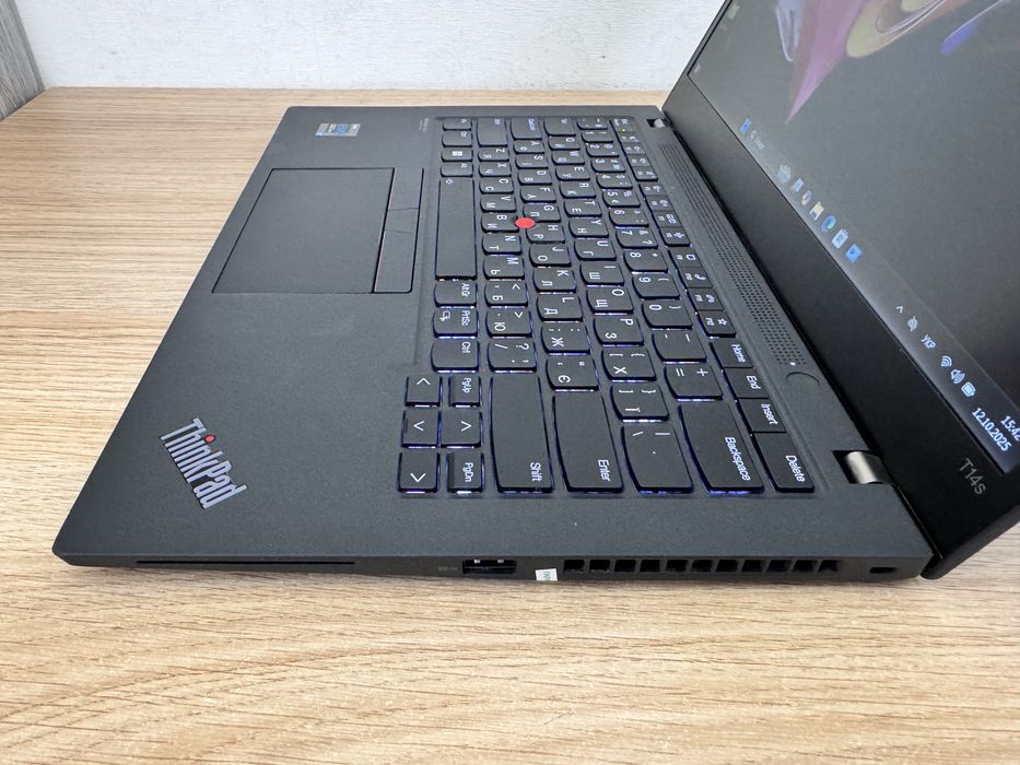 14”FHD IPS Lenovo ThinkPad T14s Gen2 i7-1185G7/16/256 LTE