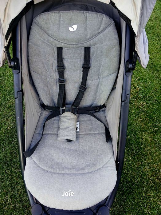 Wózek spacerowy Joie