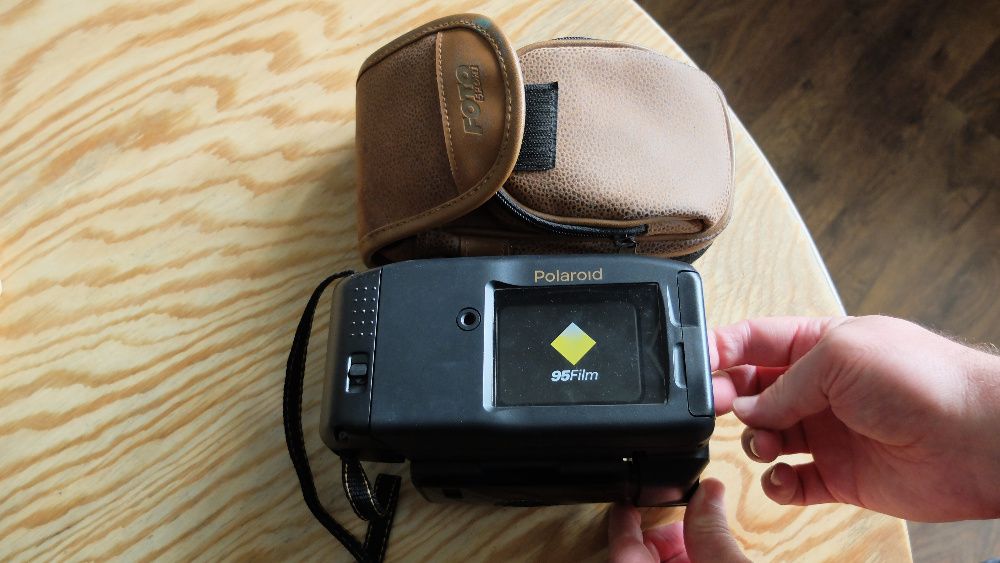 Vintage POLAROID Captiva SLR SE Instant Film Camera Captiva 95 Film