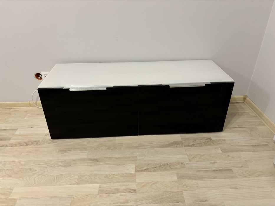 Szafka rtv lakierowana