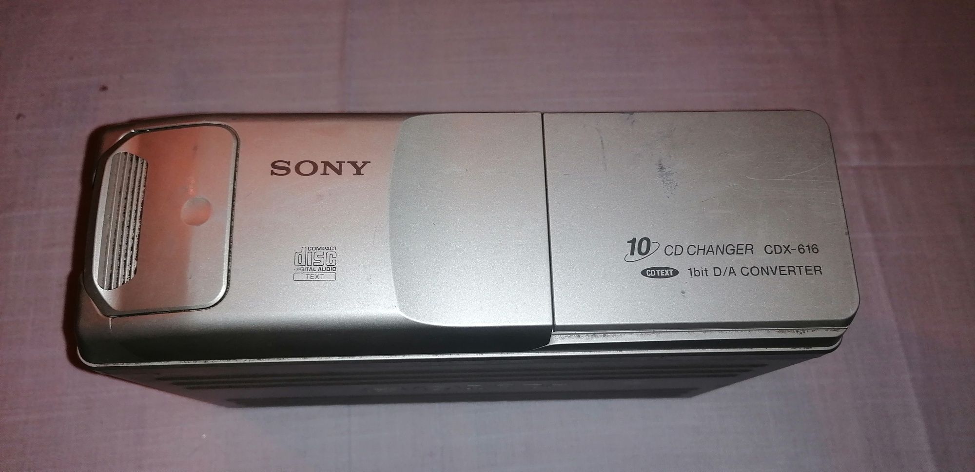 Zmieniarka samochodowa Sony CDX-616
