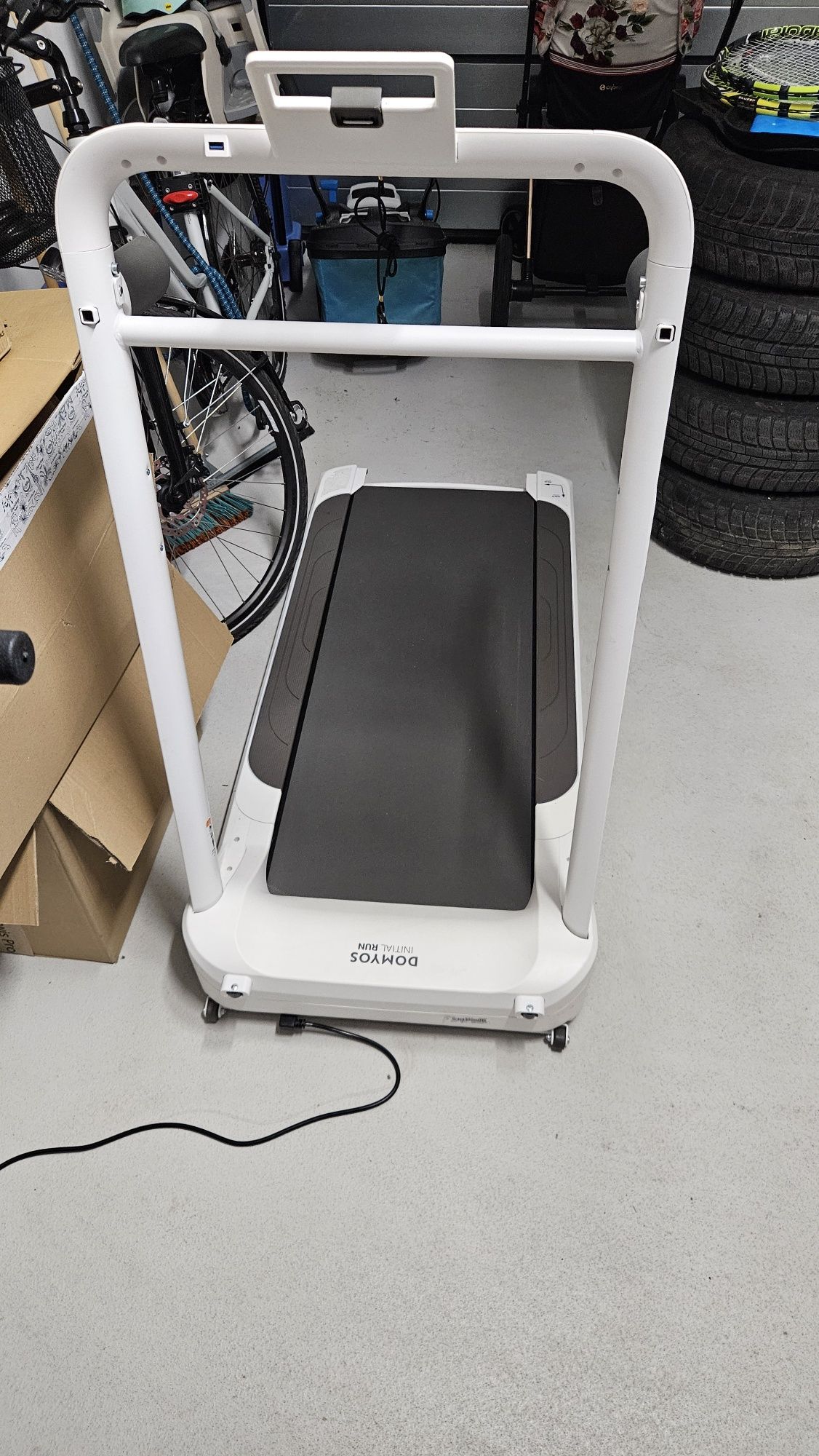 Bieżnia Elektryczna domowa Domyos  Initial Run E-connected