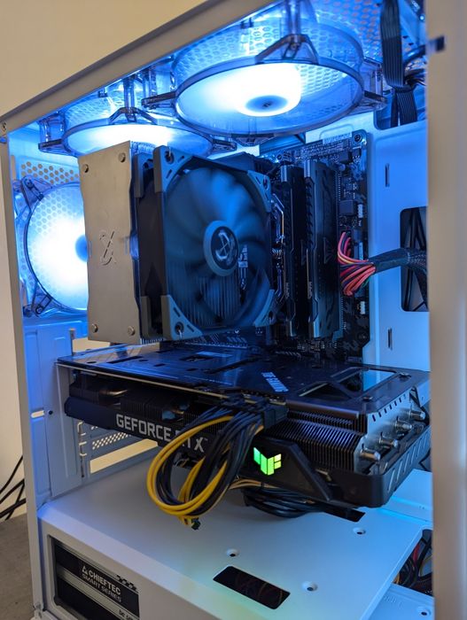 Ігровий пк RTX3070/Ryzen 5/16gb Игровой пк