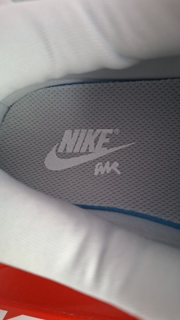 Sneakersy nowe sportowe Nike Air Max 90 Futura rozmiar 41