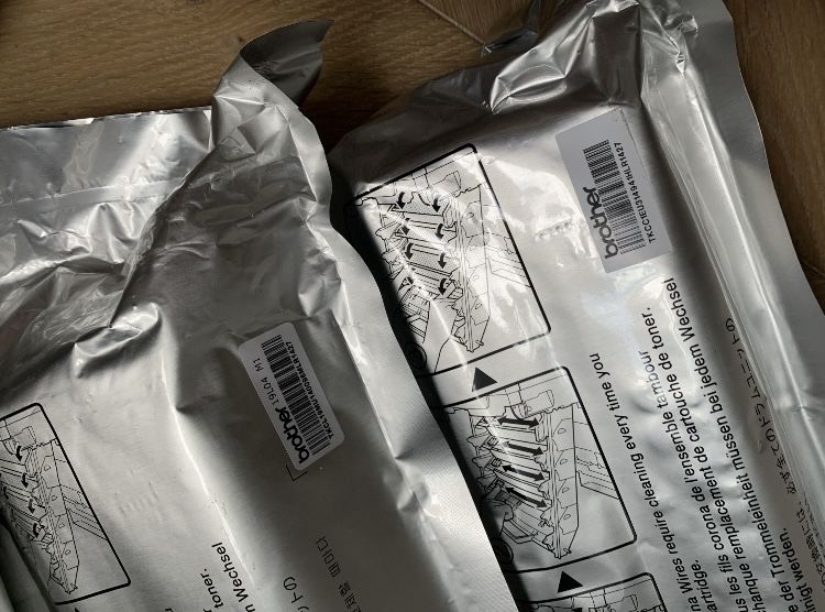 NOWY oryginalny toner Brother TN-2000 do drukarki laserowej Brother MF