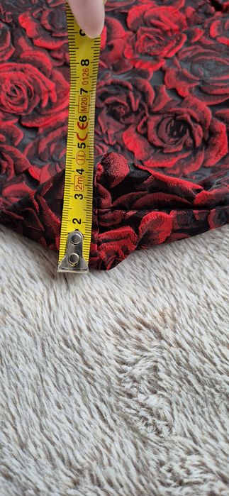 Przepiękna duża Kosmetyczka w kwiaty, róże