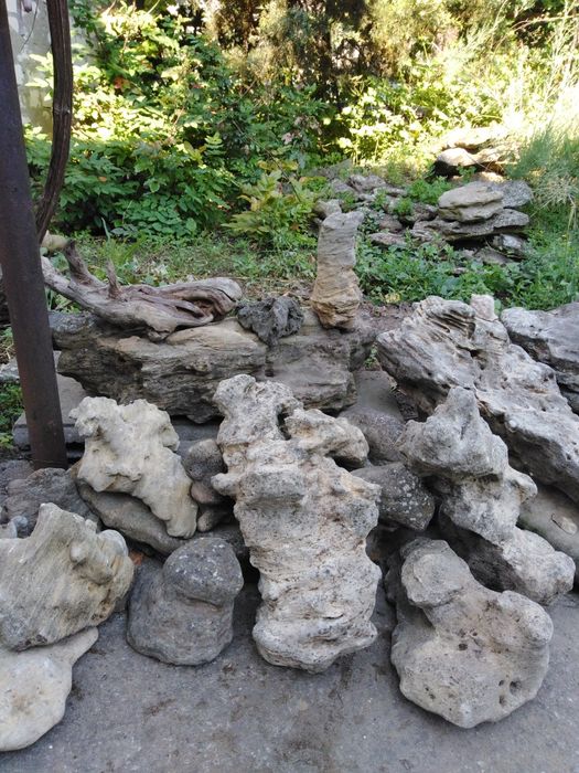 Природный камень для ландшафта.