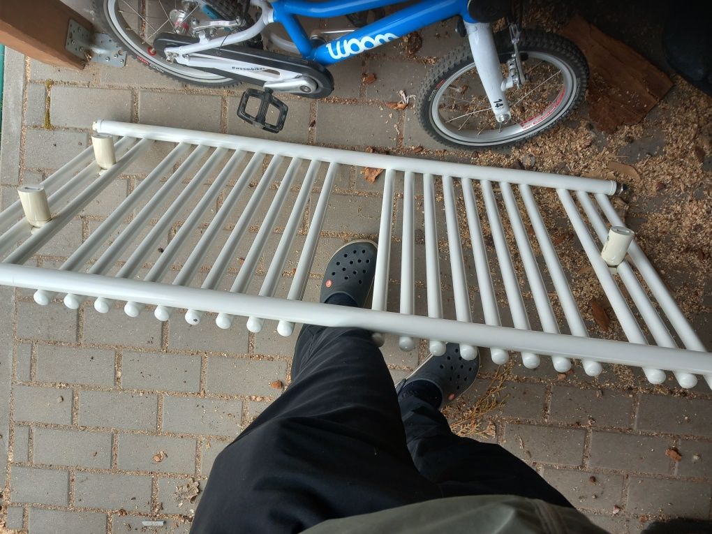 Grzejnik, drabinka, ogrzewanie centralne.