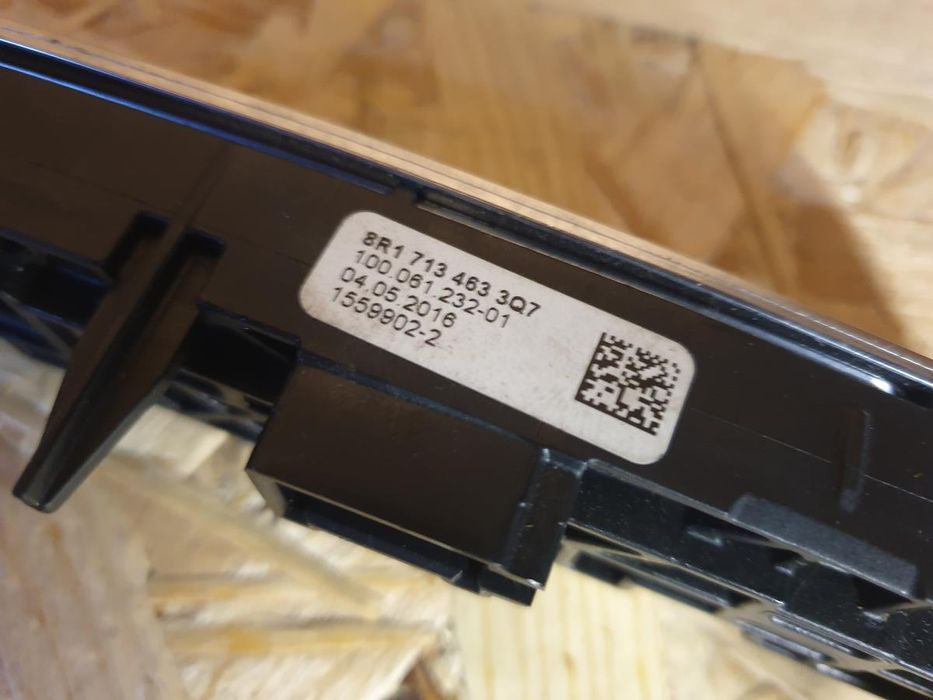 Display / ecrã de informações AUDI Q5 (8R)