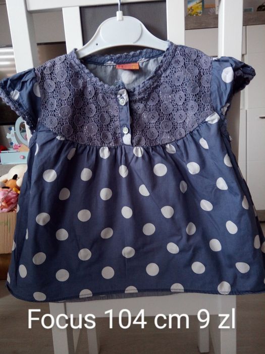 Koszulka w kropki 5-6 lat