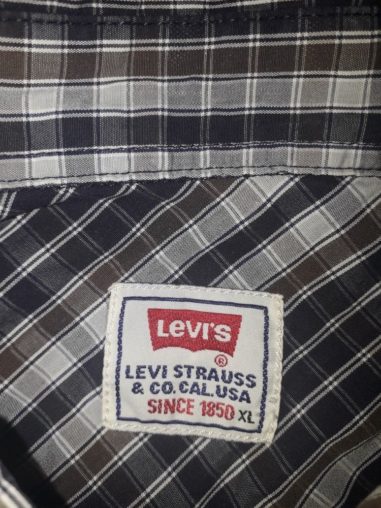 Рубашка мужская Levi's. Размер xl.