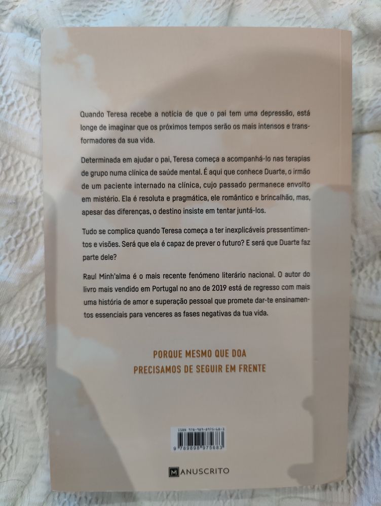 Livro “Durante a queda aprendi a voar”