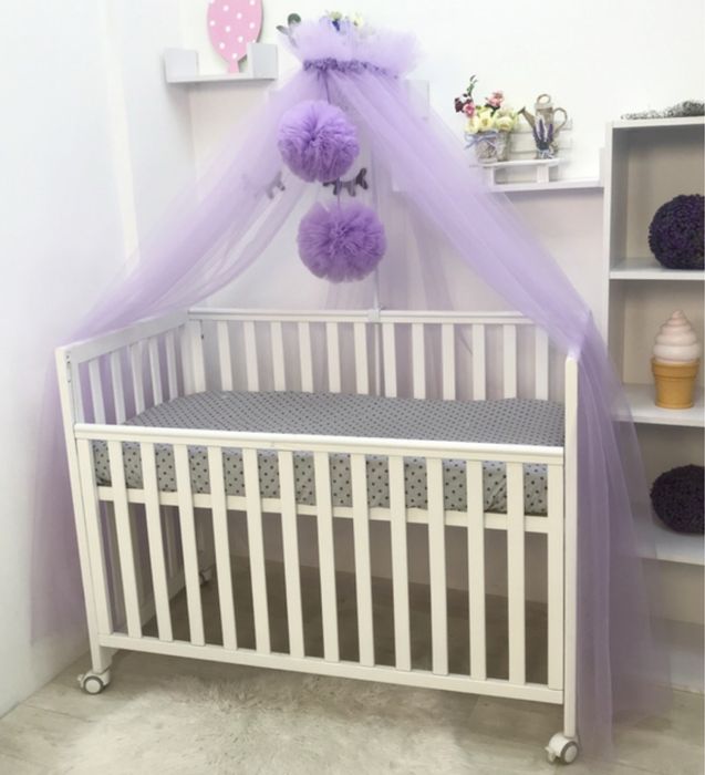 Фіолетовий балдахін на ліжечко + деревяний мобіль