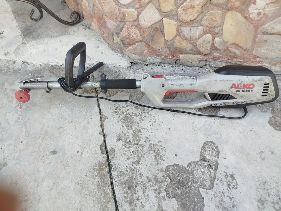 Тример електричний електрокосарка AL-KO BC 1200 E Під ремонт.