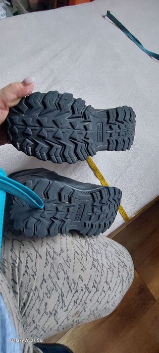 Buty  cieple  sprzedam