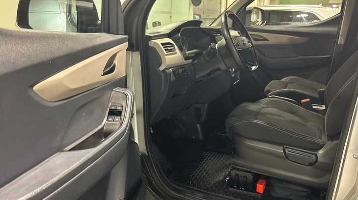 MAXUS e-Deliver 3  53 квт на  330 км 5м3, 1 тн