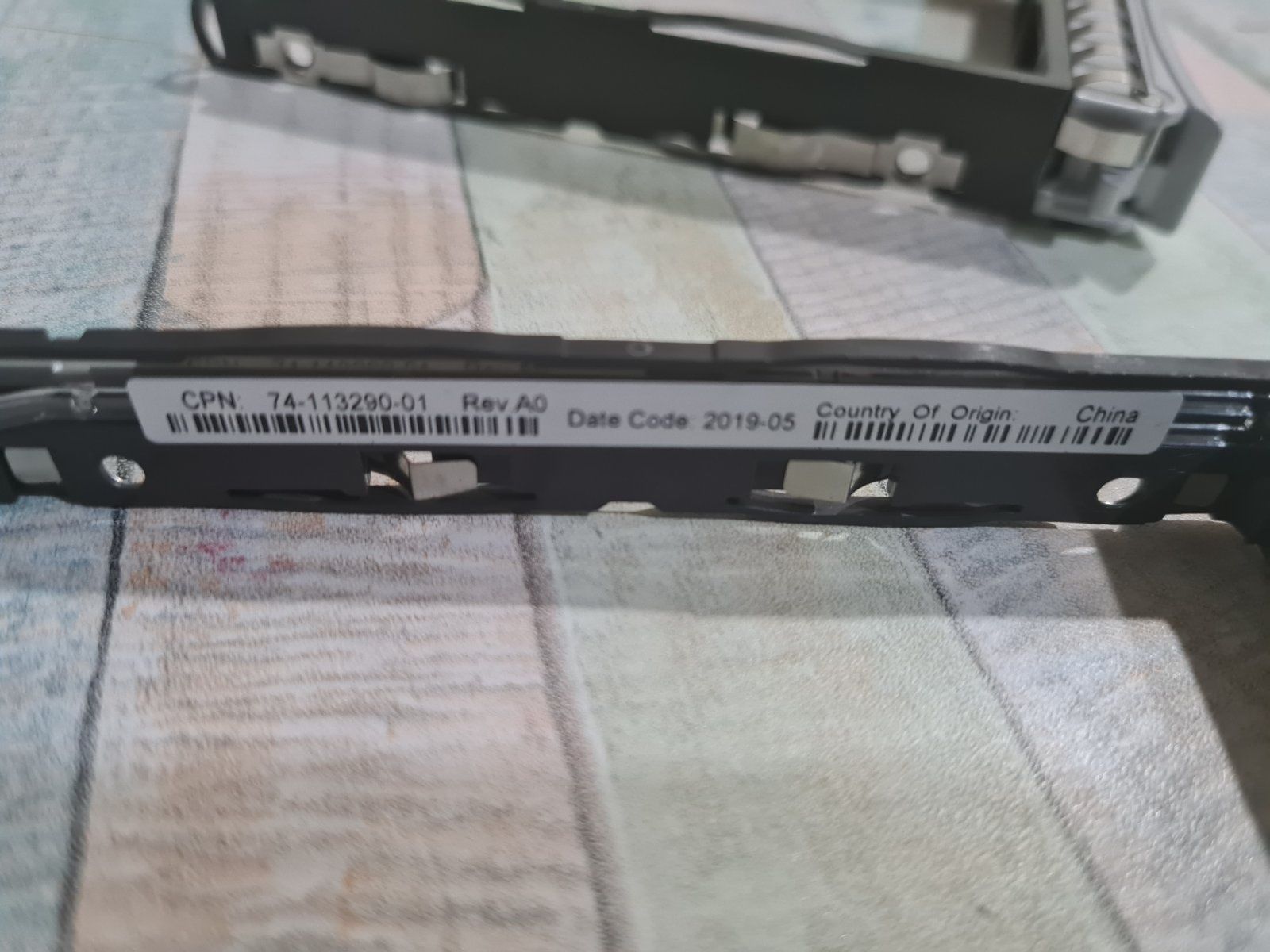 Кошики - кишені Cisco UCS M5 2.5 HDD Tray Caddy 74-113290-01