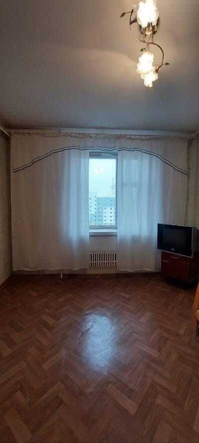 Продаж  кімнати    м Луцьк