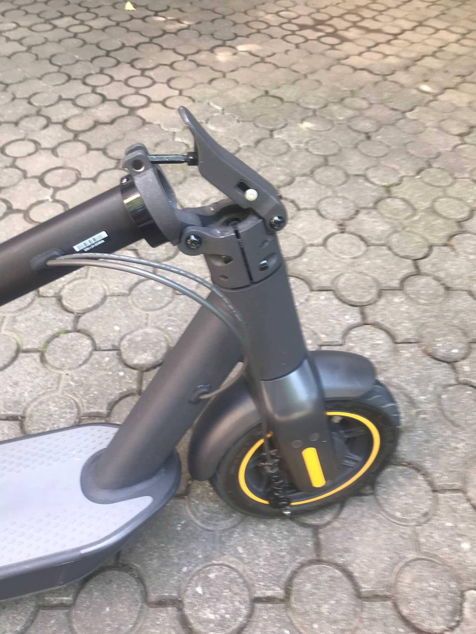Електросамокат Segway-Ninebot MAX G30E II
