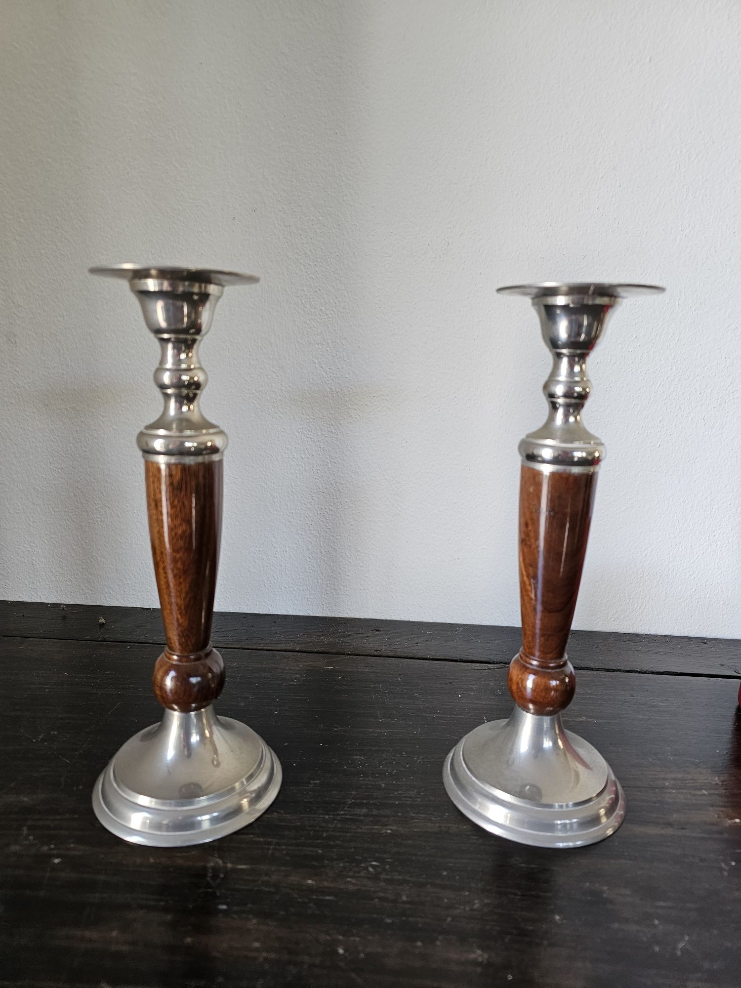 Dois Candelabros
