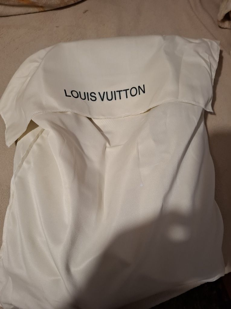 Mochila nova nunca usada