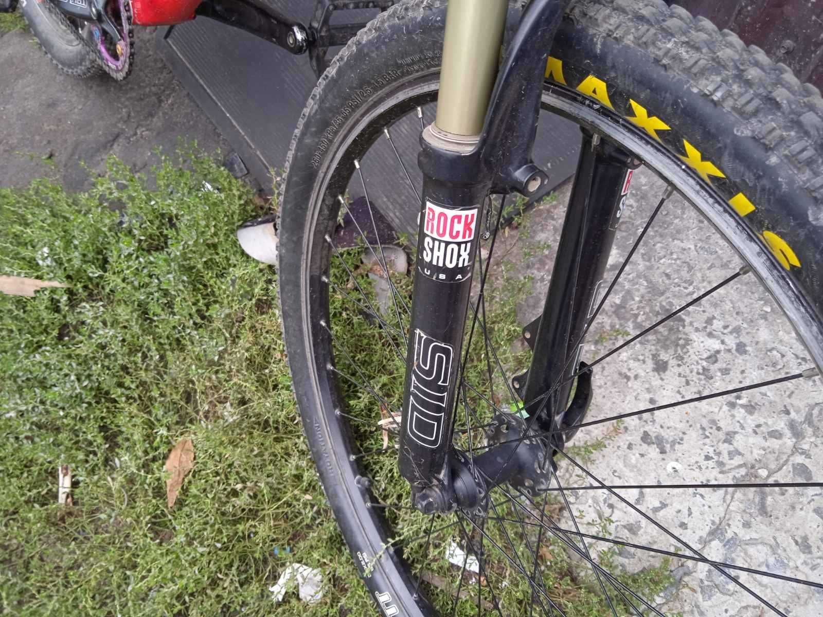 Двухпідвіс KHS x 704 rock shox Sid