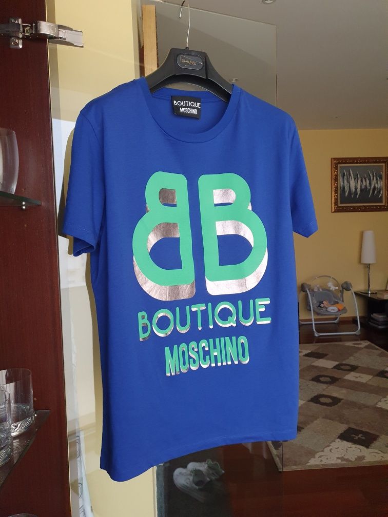 T shirt Boutique Moschino
