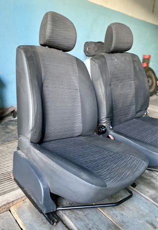 Продам 2 передних сидения Dacia Logan/Sandero