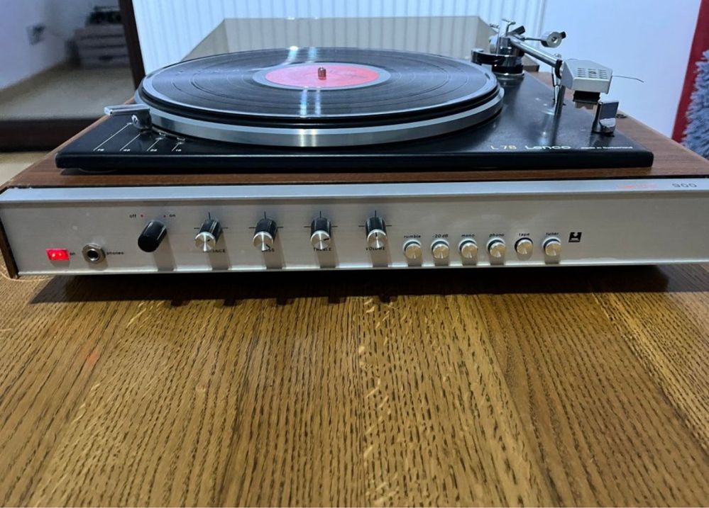 Gramofon Lenco 900 vintage