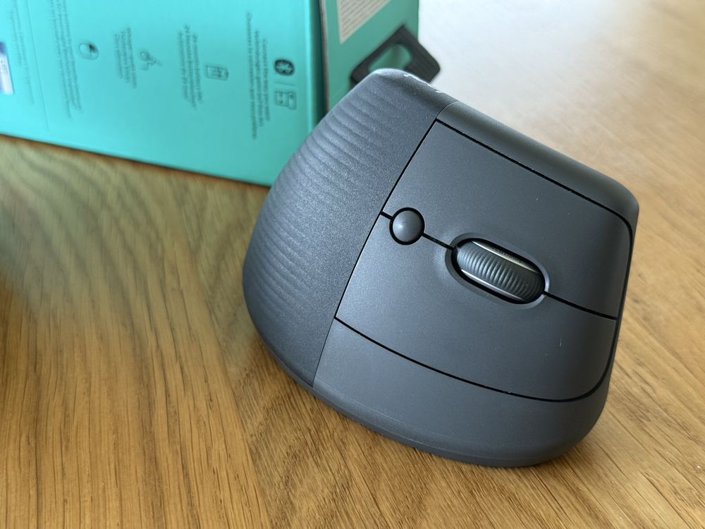 Mysz Logitech LIFT jak nowa