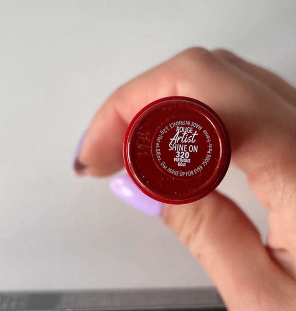 Make up For Ever Rouge artist shine on 320 virtuous goji