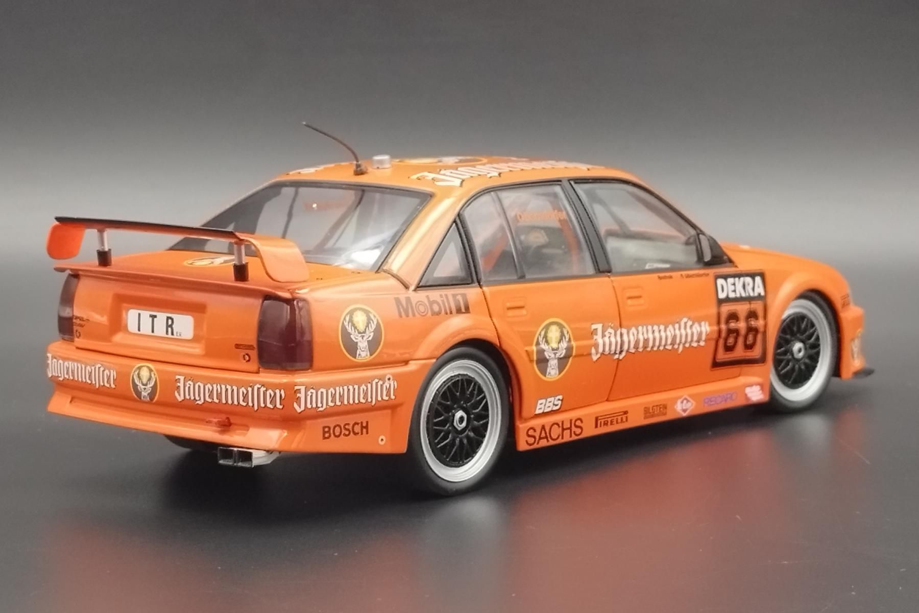 1:18 Opel Omega n66 Jagermeister Oberndorfer DTM 1991 Minichamps