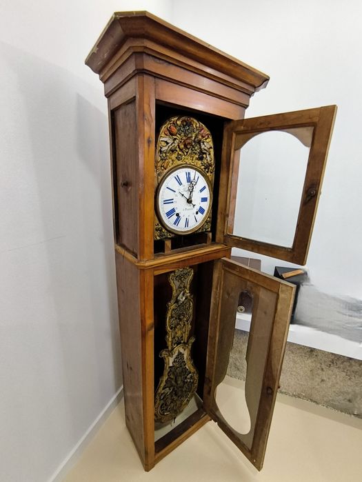 Relógio de chão estilo francês com pêndulo