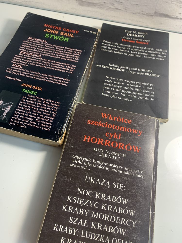 3 książki horrory