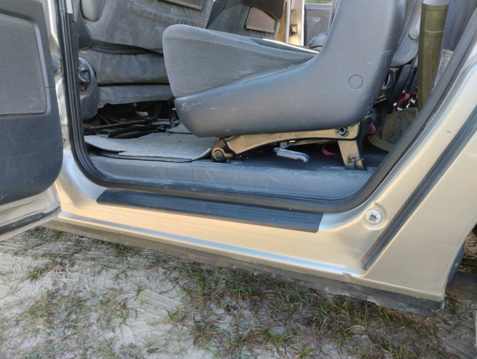 Форд галаксі 2004 року , 1.9 тді 275000 тис. 2800$