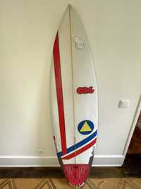 Prancha de surf 6’1 short ORG com quilhas FCS2 AM medium