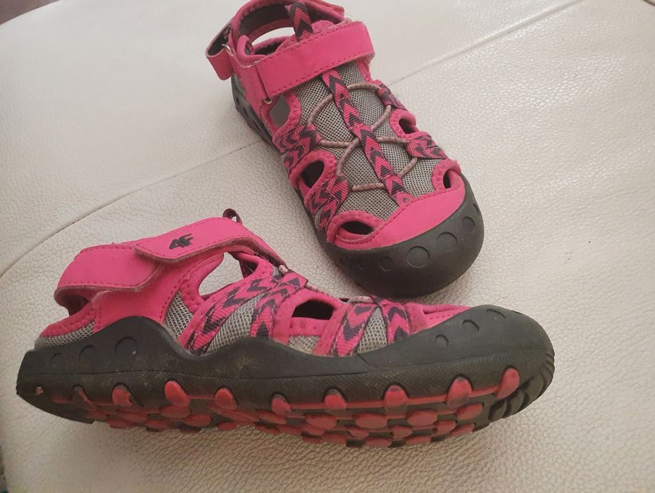 Sandały 4f dziewczęce rozmiar 32