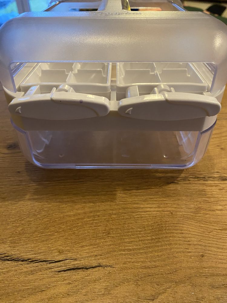 Kostkarka do lodu Whirlpool