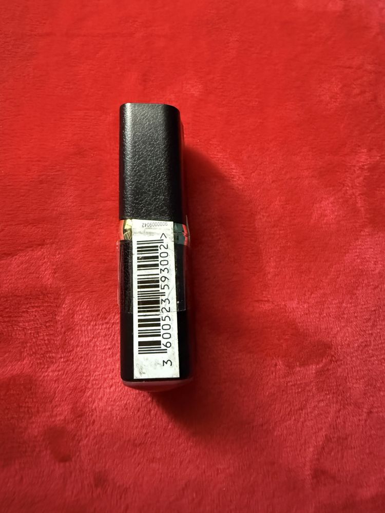 Pomadka Loreal, 471, kolor voodoo, nowa