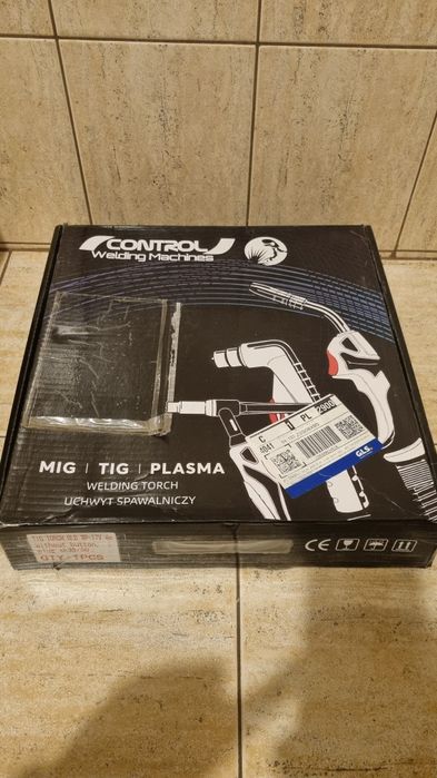 Uchwyt TIG WP-17V 4m z zaworkiem i przyciskiem do spawarki MMA 10-25