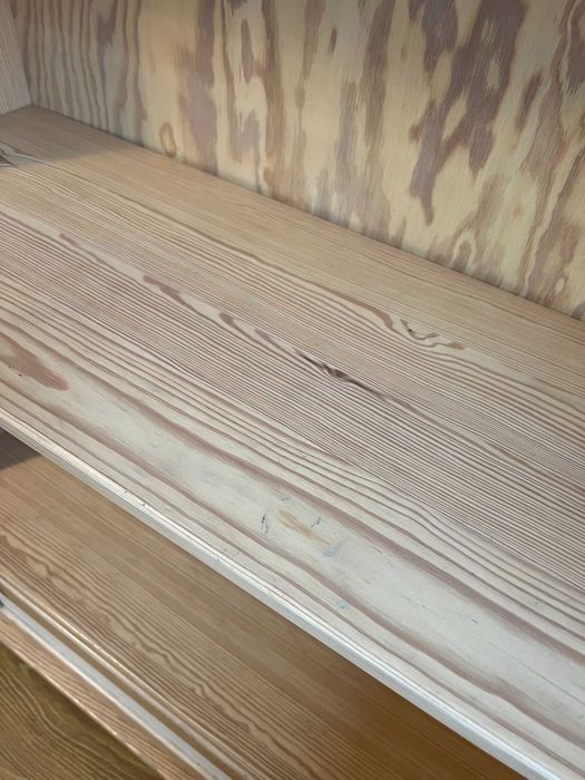 Regał drewniany - półki i szuflada