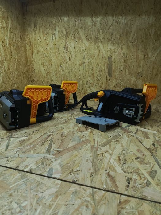 Nieużywana pilarka elektryczna łańcuchowa titan 2000w ttl758chn-a