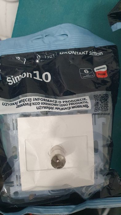 Kontak gniazdo simon 10 rtv