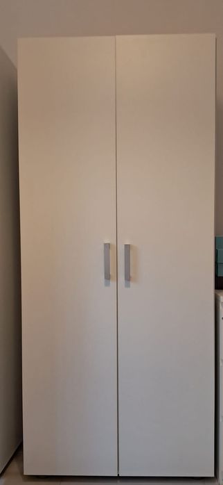 Armário vassoureiro - 79x42x180