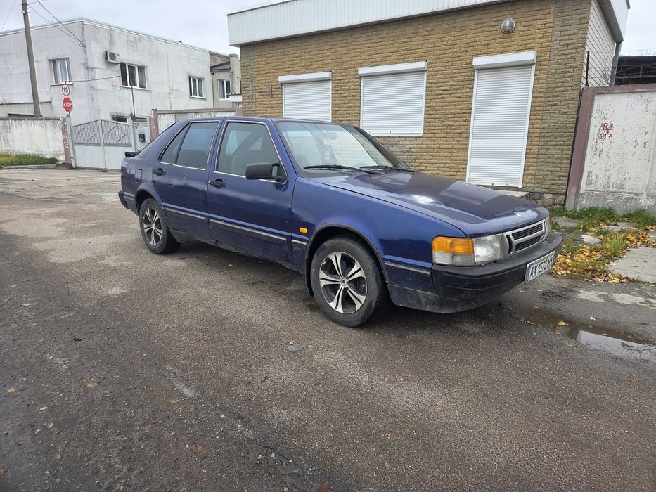 Авто SAAB 9000 в хорошем состоянии
